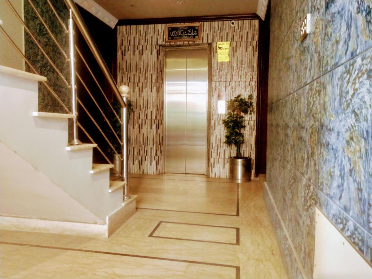 Luxury Living Rooms Near Agha Khan, Millennium, Nueplex 카라치 외부 사진