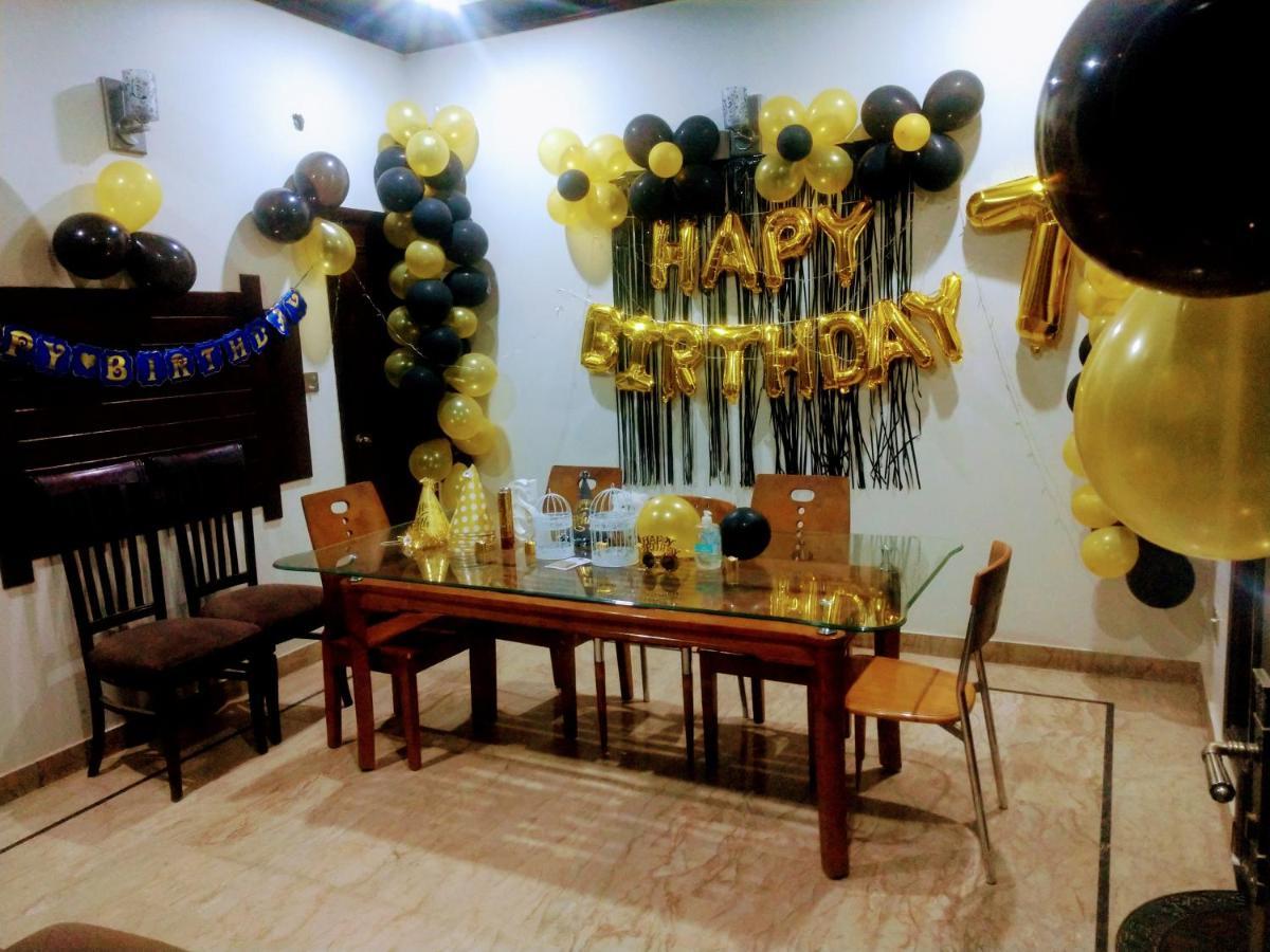 Luxury Living Rooms Near Agha Khan, Millennium, Nueplex 카라치 외부 사진