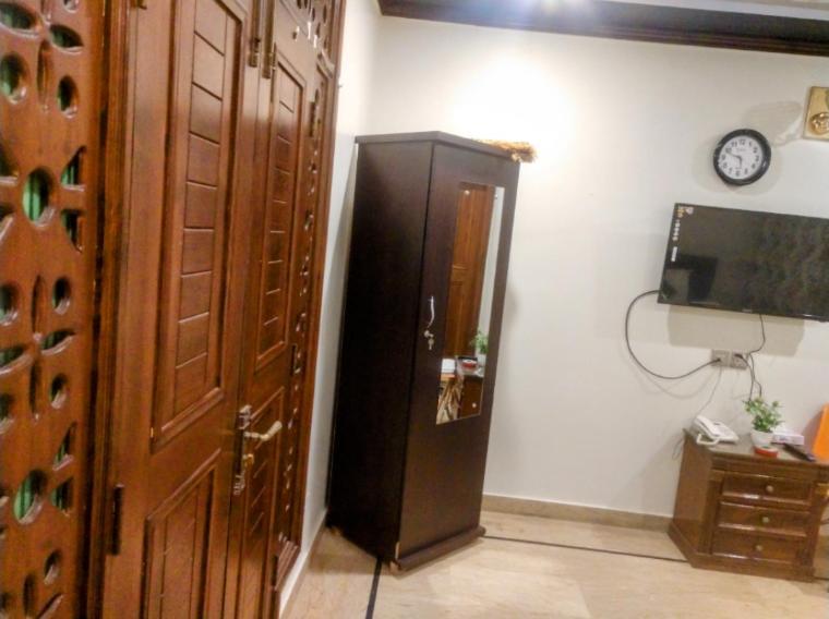 Luxury Living Rooms Near Agha Khan, Millennium, Nueplex 카라치 외부 사진