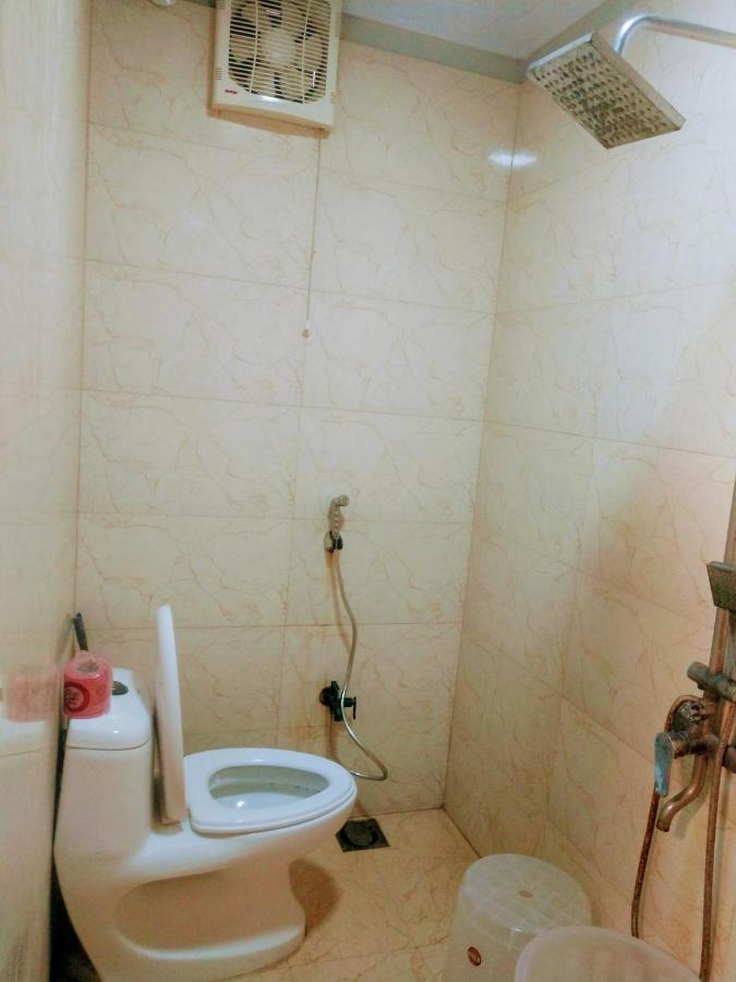 Luxury Living Rooms Near Agha Khan, Millennium, Nueplex 카라치 외부 사진