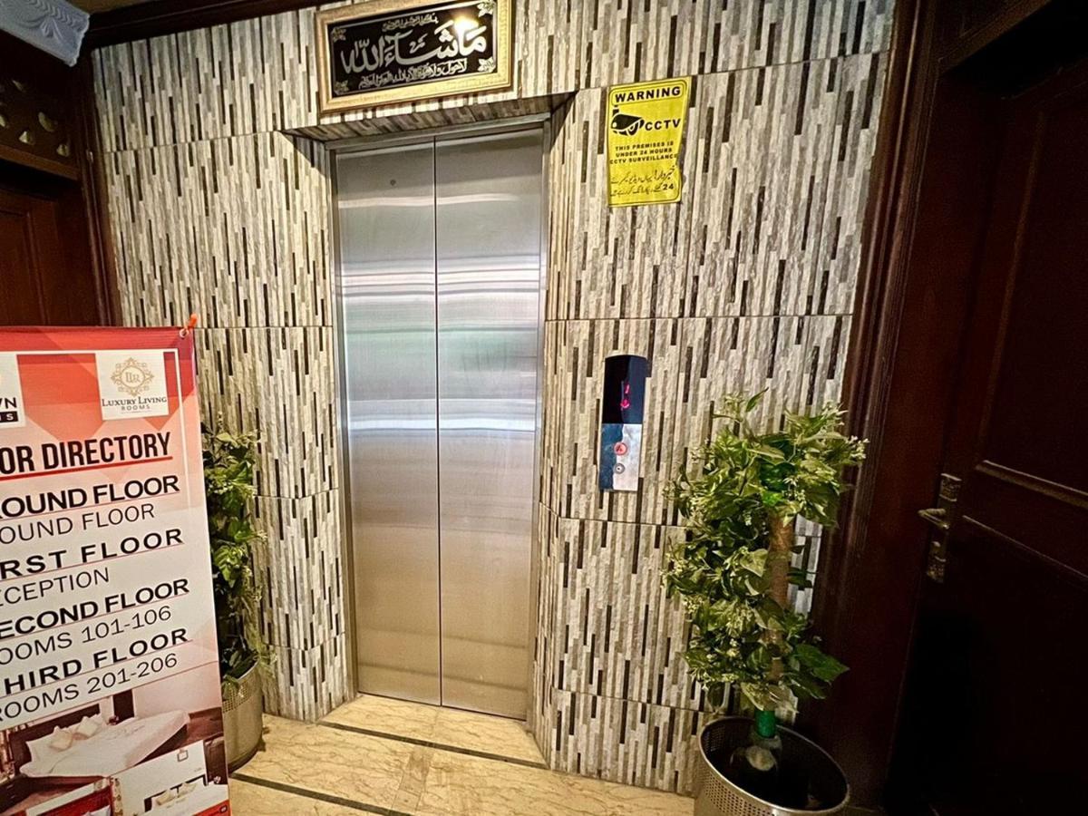Luxury Living Rooms Near Agha Khan, Millennium, Nueplex 카라치 외부 사진